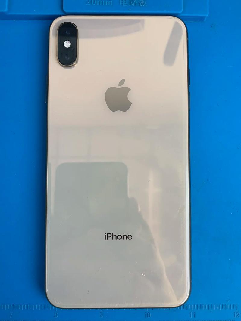 iPhone XS Max，欧美高级质感？网友热议的新趋势，笑谈背后